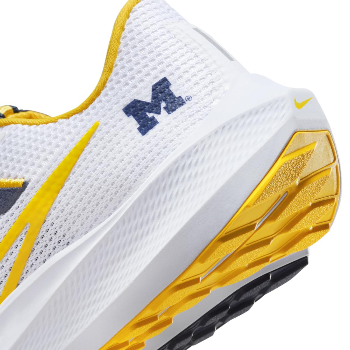 Michigan Wolverines White NCAA Zoom Pegasus 40 - $139.99
